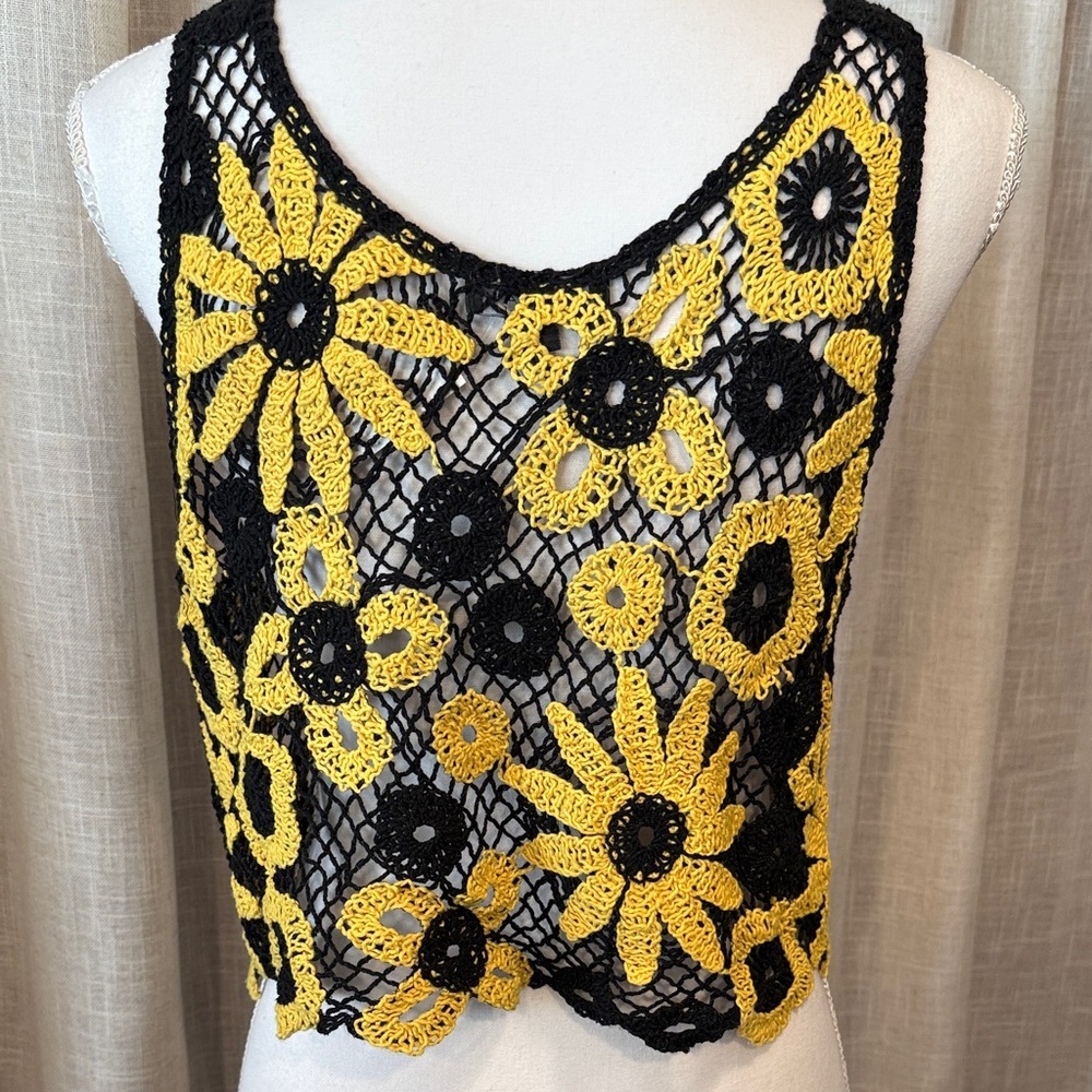 Floral Crochet Crop Top in Black and Yellow - Picture 5 of 14